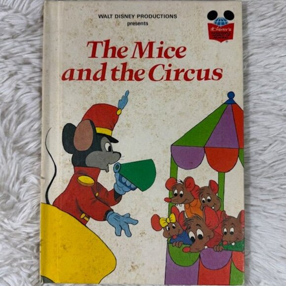 Vintage Set of 4 Disney The Rescuers + Great Mouse Detective Children's Books - Picture 5 of 14